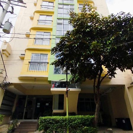Sulit Budget Hotel Vmapa Manila Esterno foto