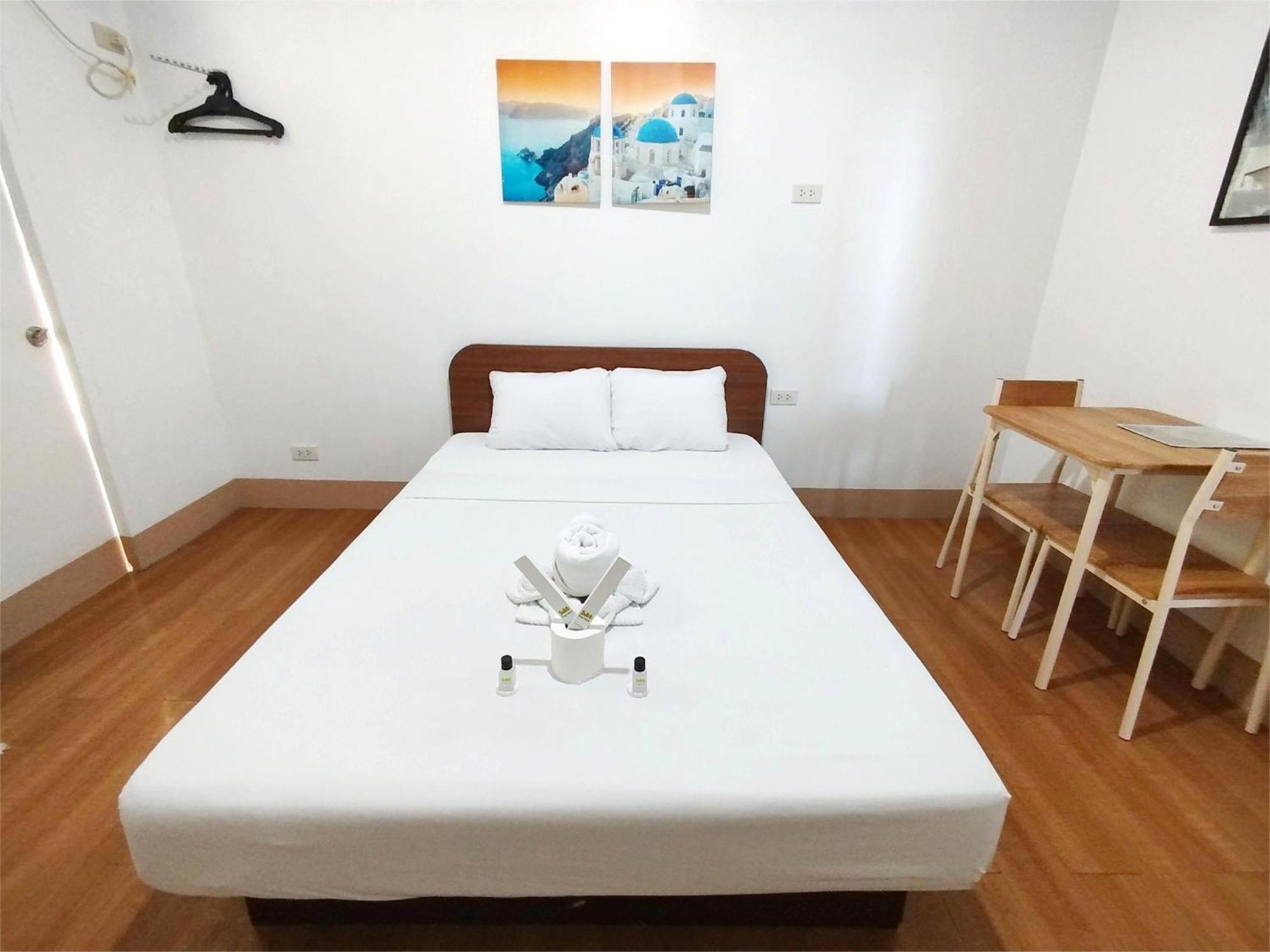 Sulit Budget Hotel Vmapa Manila Esterno foto